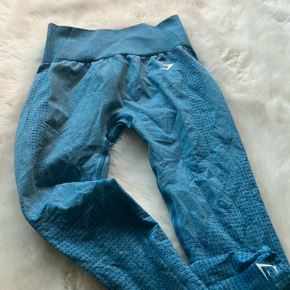 Aqua Gymshark Leggings - sz xs